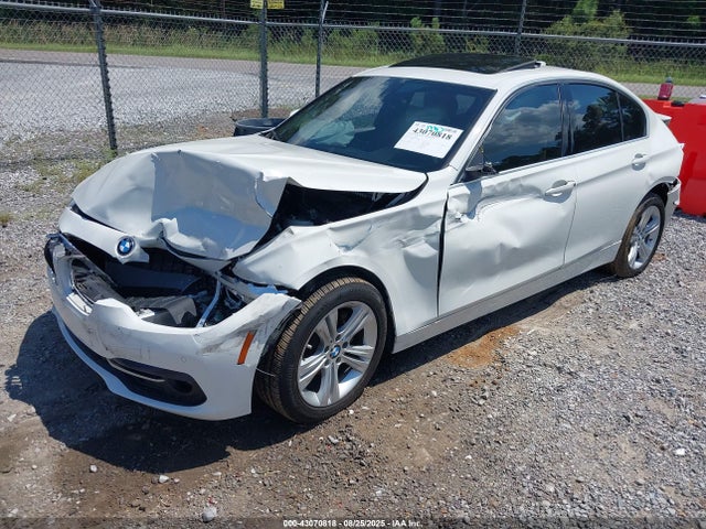 WBA8B9C36HK885180 BMW 2017