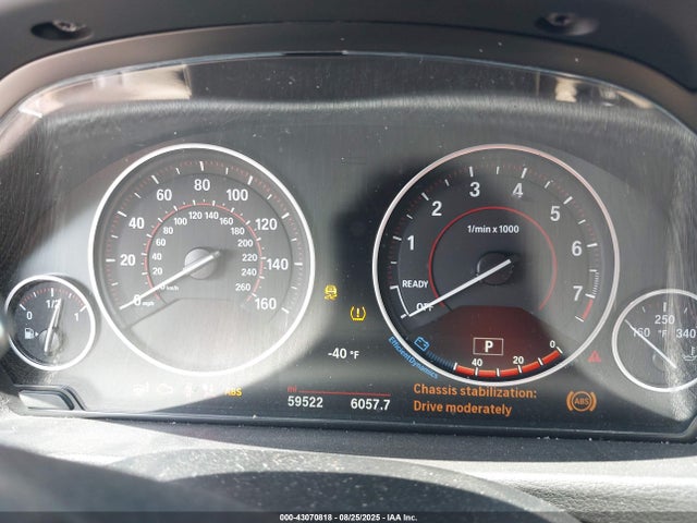 WBA8B9C36HK885180 BMW 2017