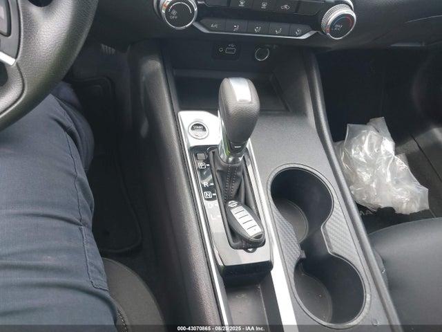 Nissan 2022 2022 1N4BL4BV3NN406581 Image 11