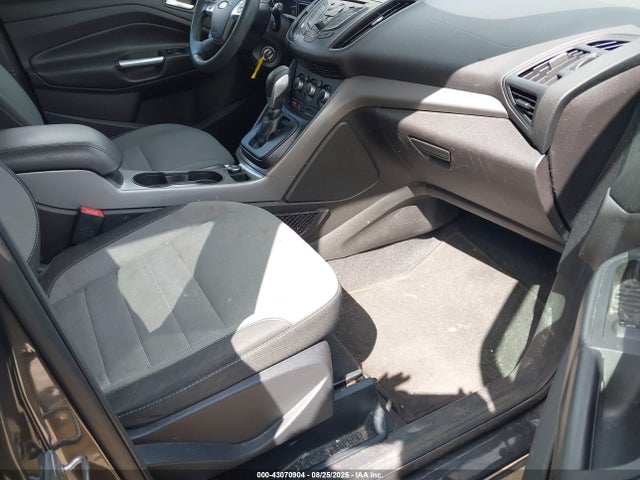 1FMCU9GX1FUA74338 Ford 2015