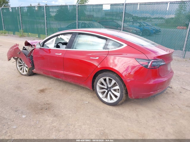 2018 TESLA MODEL 3 5YJ3E1EA8JF024510 Photo 2