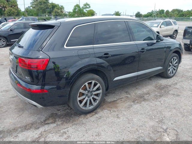 2017 AUDI Q7 WA1LAAF77HD020233 Photo 3
