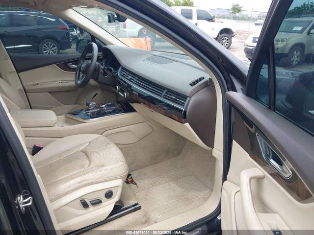 2017 AUDI Q7 WA1LAAF77HD020233 Photo 4