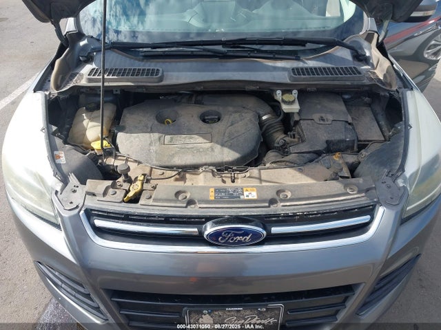 1FMCU0J94EUD31836 Ford Escape