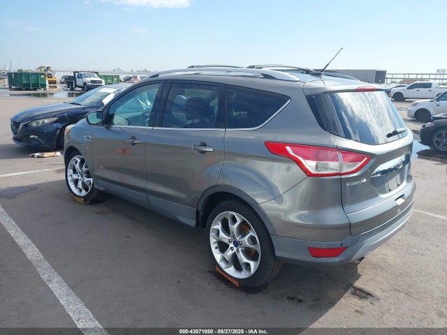 1FMCU0J94EUD31836 Ford Escape