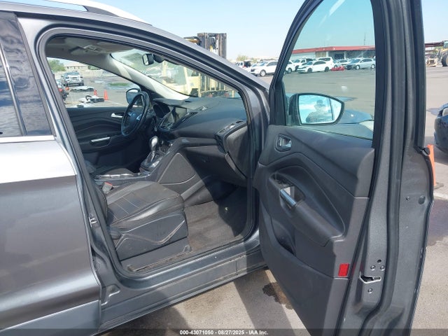 1FMCU0J94EUD31836 Ford Escape
