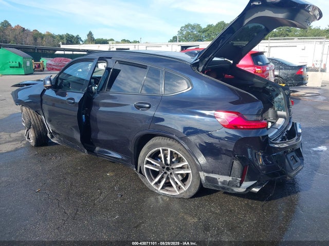 2022 BMW X4 M 5YM23EC00N9J37507 Photo 2