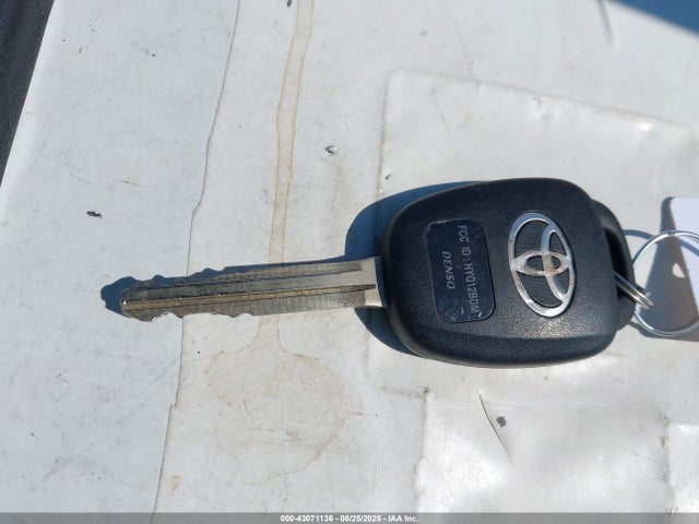 Toyota 2ar-fe 2016 4T1BF1FK6GU572128 Image 11