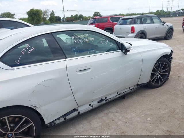 2022 BMW 230 3MW23CM01N8C61031 Photo 5