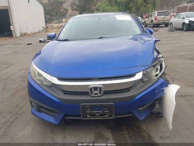 Honda l15b7 2016 19XFC1F38GE204653 Image 13