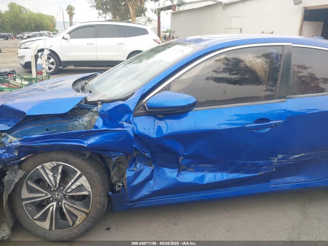Honda l15b7 2016 19XFC1F38GE204653 Image 12