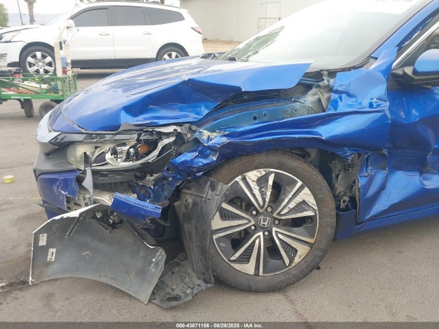 Honda l15b7 2016 19XFC1F38GE204653 Image 18