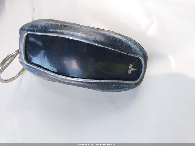 2016 TESLA MODEL S 5YJSA1E43GF123648 Photo 10