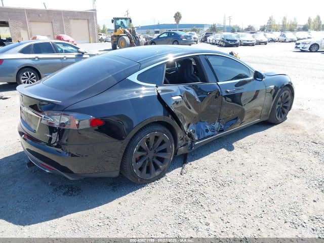 2016 TESLA MODEL S 5YJSA1E43GF123648 Photo 3