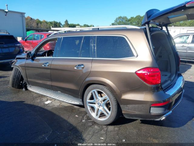2014 MERCEDES-BENZ GL 550 4JGDF7DE0EA375527 Photo 2
