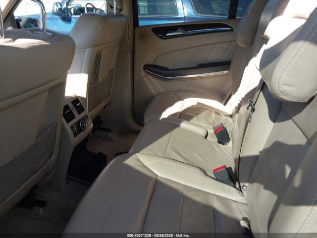 2014 MERCEDES-BENZ GL 550 4JGDF7DE0EA375527 Photo 7