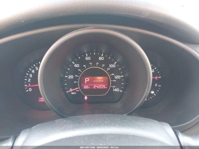 KIA dohc gdi nu 2014 KNDJP3A58E7747209 Image 7