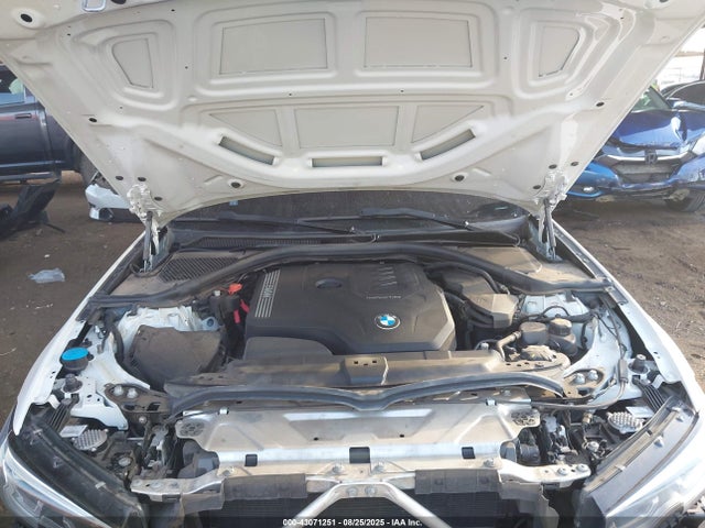3MW5R1J06M8B71974 BMW 330I
