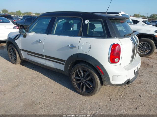 2011 MINI COOPER S COUNTRYMAN WMWZC3C52BWL80771 Photo 2