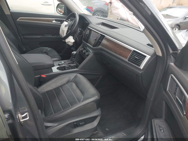 Volkswagen fsi 2018 1V2NR2CAXJC587589 Image 5