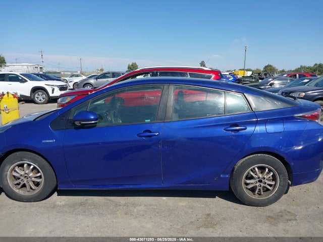 JTDKBRFU3H3558226 Toyota Prius Two