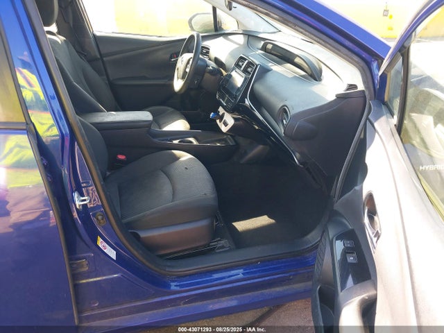 JTDKBRFU3H3558226 Toyota Prius Two