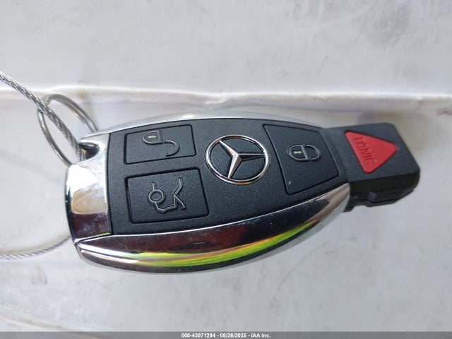 WDC0G4KB0KV158601 Mercedes-Benz m274