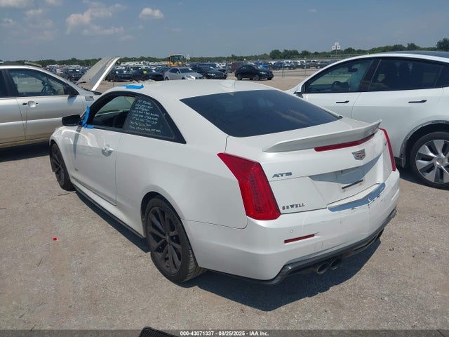 2018 CADILLAC ATS-V 1G6AL1RYXJ0162636 Photo 2