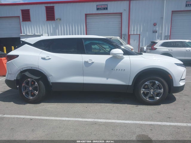 Chevrolet lsy 2023 3GNKBCR47PS157805 Image 13