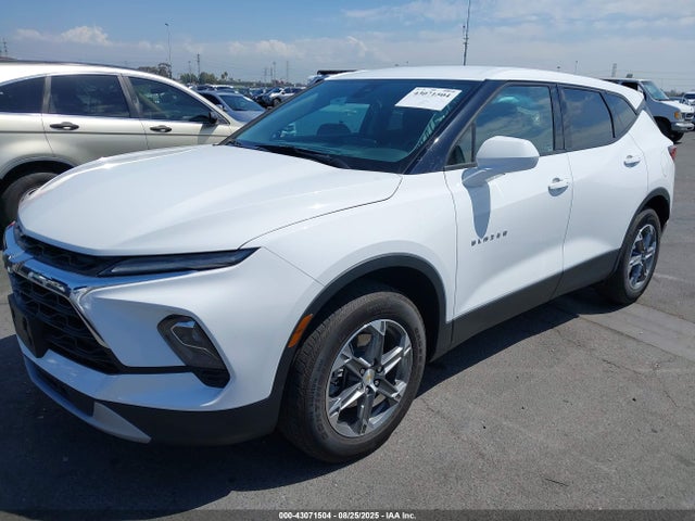 Chevrolet lsy 2023 3GNKBCR47PS157805 Image 2