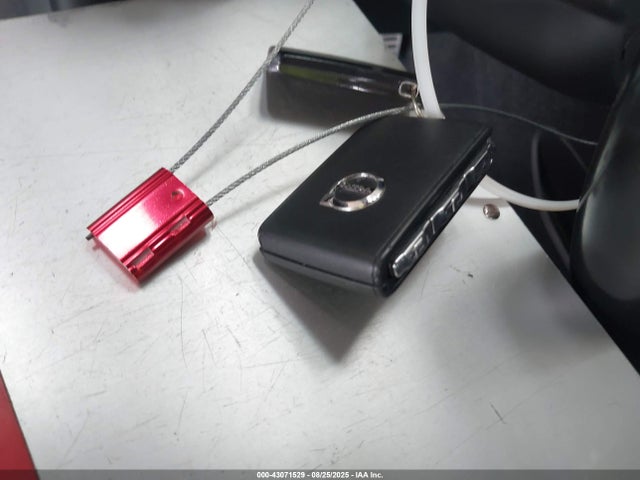 2021 VOLVO XC40 RECHARGE PURE ELECTRIC YV4ED3UR1M2528951 Photo 10