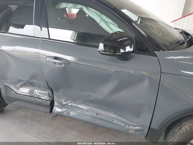 2021 VOLVO XC40 RECHARGE PURE ELECTRIC YV4ED3UR1M2528951 Photo 5