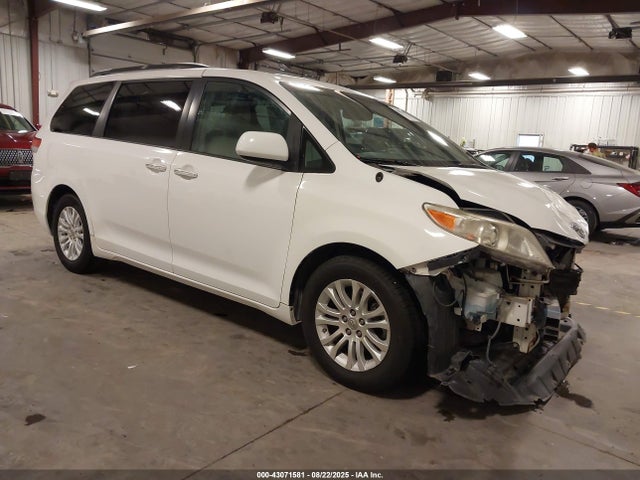 Toyota 2gr-fks 2014 5TDYK3DC9ES504215 Image 1