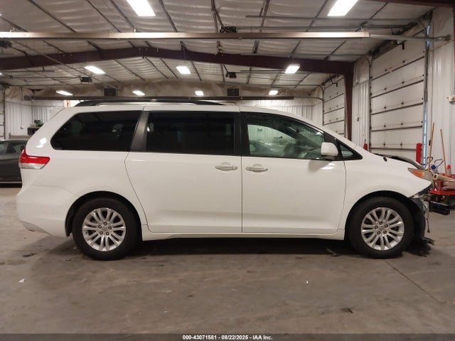 Toyota 2gr-fks 2014 5TDYK3DC9ES504215 Image 13