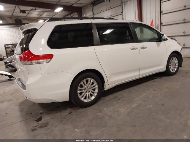 Toyota 2gr-fks 2014 5TDYK3DC9ES504215 Image 4