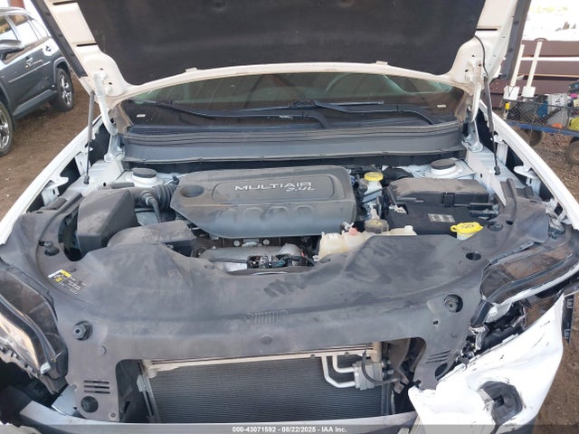1C4PJLCB0KD171658 Jeep Cherokee
