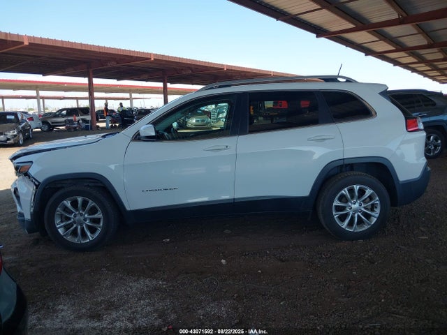 1C4PJLCB0KD171658 Jeep Cherokee