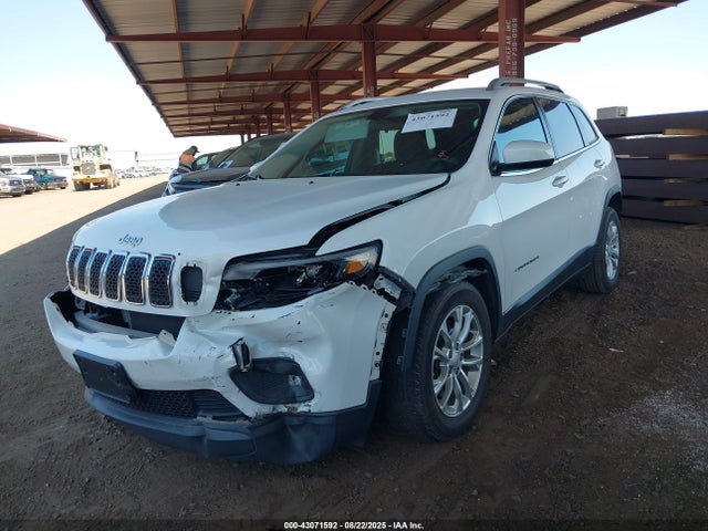 1C4PJLCB0KD171658 Jeep Cherokee