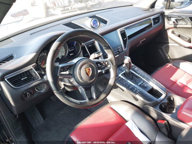 Porsche Macan 2017 WP1AB2A52HLB14143 Image 20
