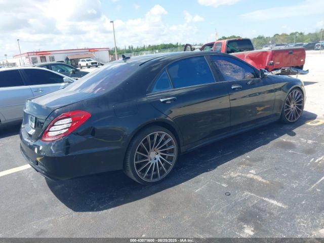2014 MERCEDES-BENZ S 550 WDDUG8CB2EA014711 Photo 3