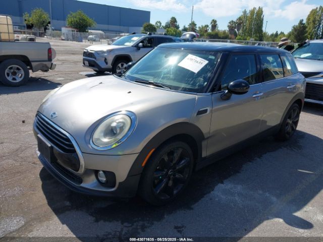 2016 MINI CLUBMAN WMWLN5C59G2E29834 Photo 1