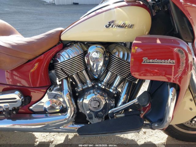 2015 INDIAN MOTORCYCLE CO. ROADMASTER 56KTRAAA9F3320452 Photo 7