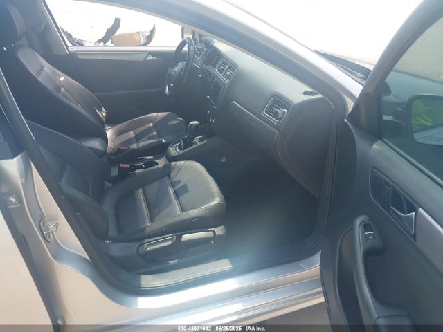 3VWD67AJ0GM307057 Volkswagen 1.4t