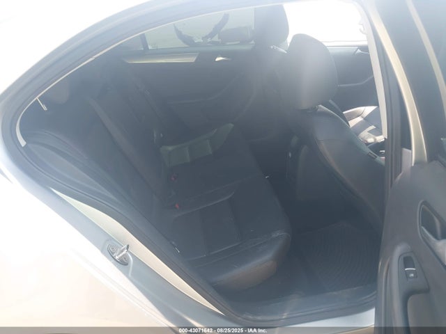 3VWD67AJ0GM307057 Volkswagen 1.4t