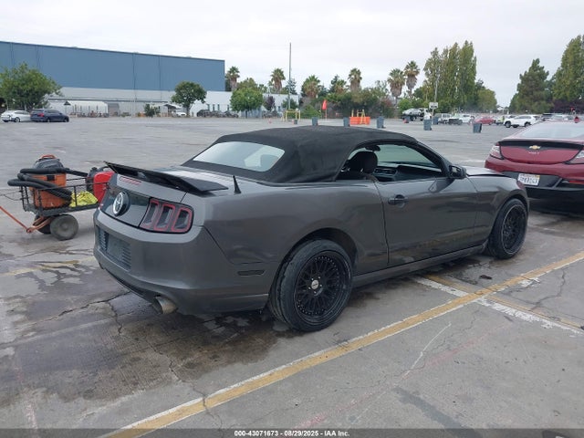 1ZVBP8EM3E5217709 Ford 2014
