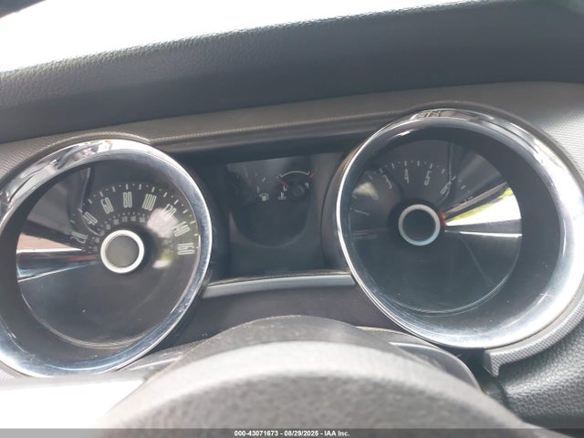 1ZVBP8EM3E5217709 Ford 2014