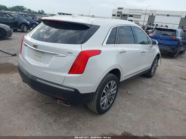 2018 CADILLAC XT5 1GYKNERS4JZ219479 Photo 3