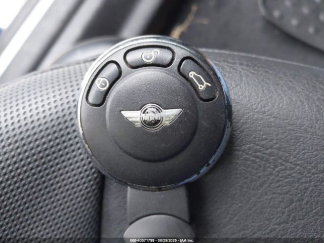 2010 MINI COOPER WMWMF3C51ATZ22976 Photo 10