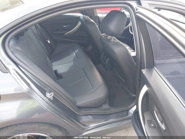 WBA3B1G51ENS79318 BMW 320i