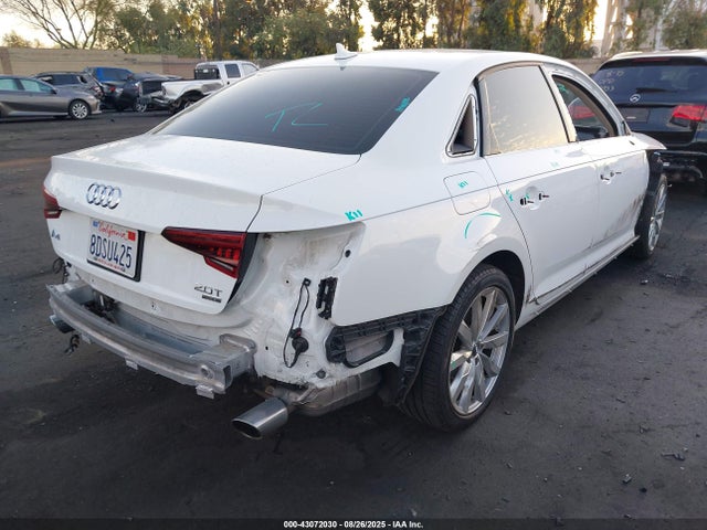 2018 AUDI A4 WAUKMAF45JA107275 Photo 3